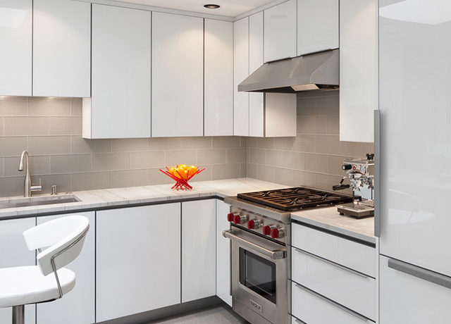 West Hills Airy Laminated Kitchen Cabinets